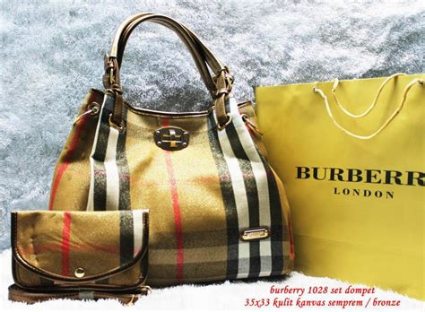 tas merk burberry|burberry official site.